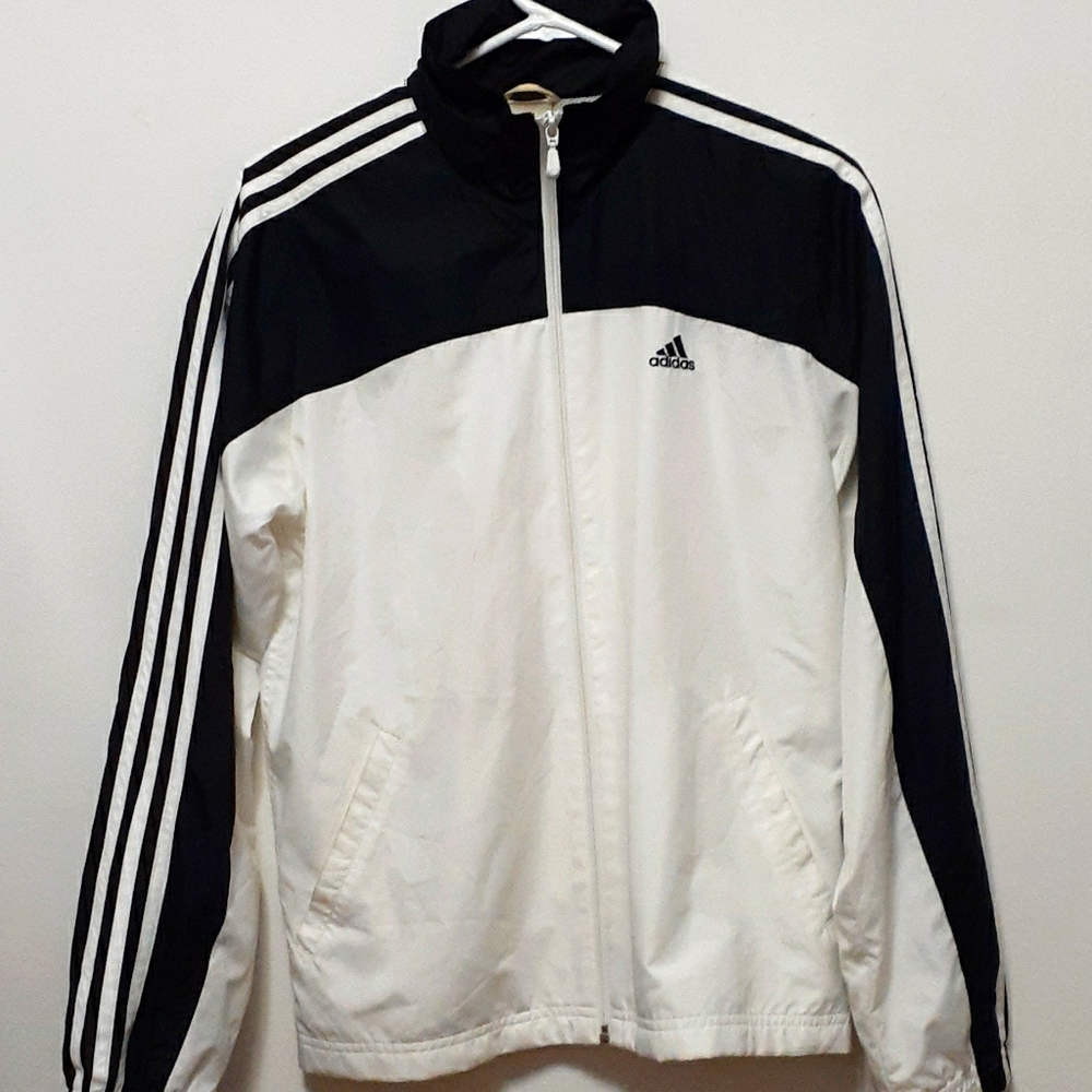 Adidas Vtg Windbreaker Size Medium